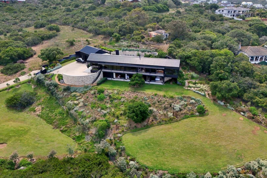 4 Bedroom Property for Sale in Stilbaai Wes Western Cape